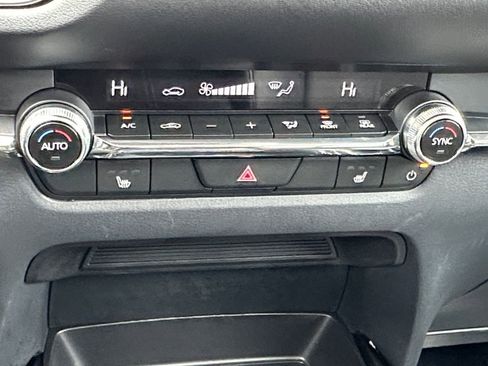 Certified 2025 MAZDA CX-30 AWD 2.5 S w/ Preferred Package image 22