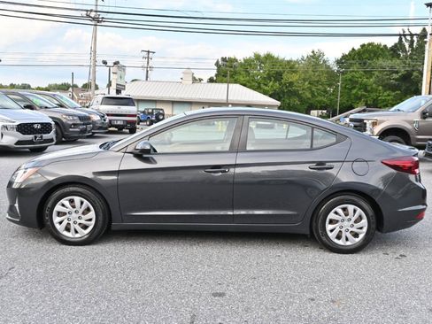 Used 2020 Hyundai Elantra SE FWD image 8