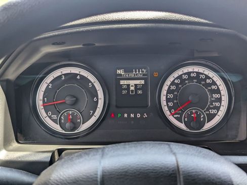 Used 2022 RAM 1500 Classic SLT image 27