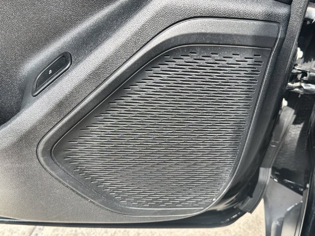 Certified 2026 Chevrolet Traverse LT FWD image 23