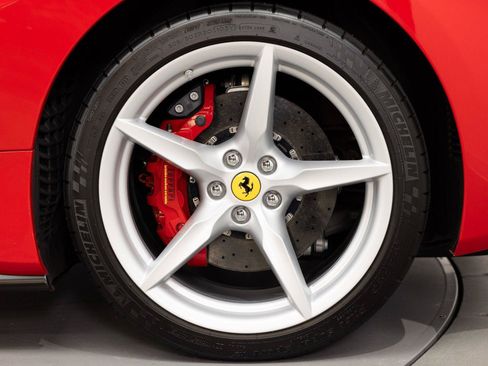 Certified 2017 Ferrari 488 Spider RWD image 22