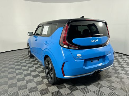 Used 2023 Kia Soul GT-Line FWD image 5