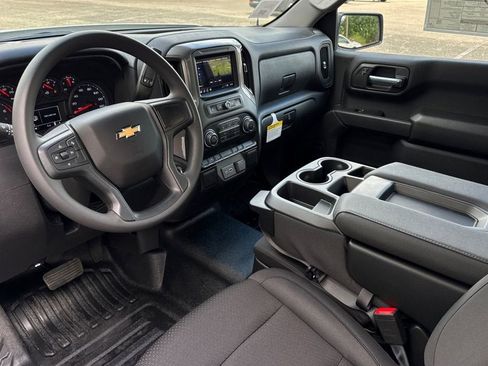 New 2026 Chevrolet Silverado 1500 W/T image 9