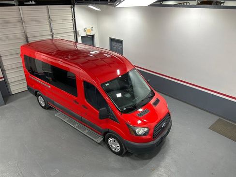 Used 2016 Ford Transit 350 XL image 6