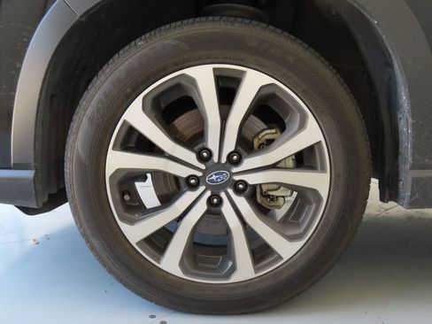 Used 2023 Subaru Forester Limited image 29