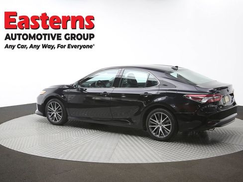 Used 2022 Toyota Camry XLE FWD image 62