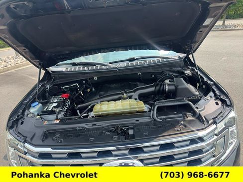 Used 2019 Ford Expedition XLT w/ Equipment Group 202A AWD/4WD image 35