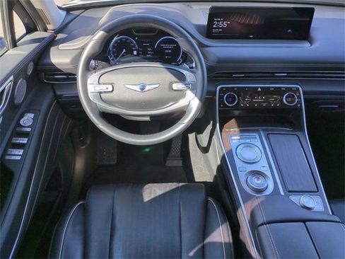 Used 2022 Genesis GV80 2.5T w/ Prestige Package 05 image 16