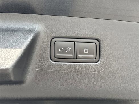 New 2026 Hyundai Santa Fe SE image 15