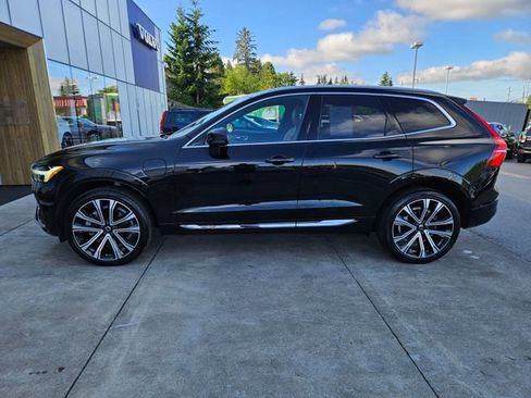 Certified 2023 Volvo XC60 T8 Ultimate AWD/4WD image 8