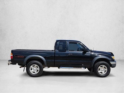 Used 2003 Toyota Tacoma PreRunner image 4