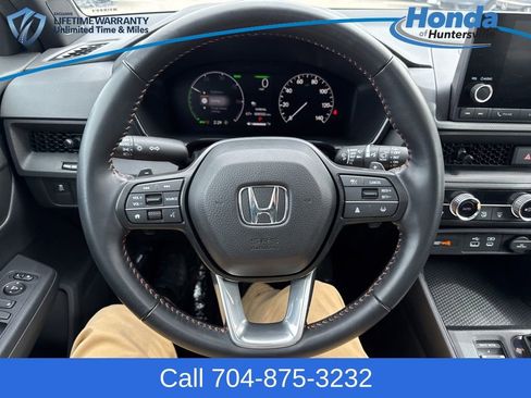 Used 2025 Honda CR-V Sport image 24