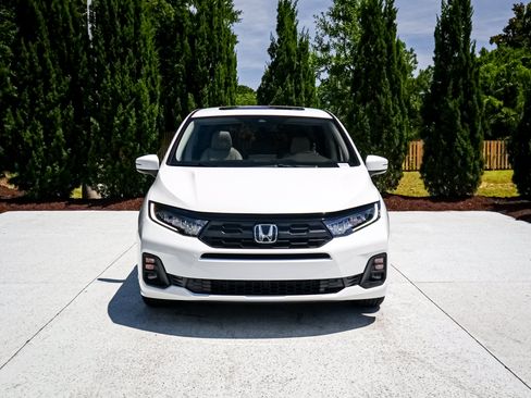 New 2026 Honda Odyssey EX-L image 3