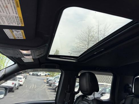 Used 2022 Nissan Frontier Pro-X w/ Pro-X Premium Package image 11