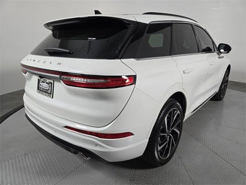 New 2026 Lincoln Corsair Grand Touring image 4