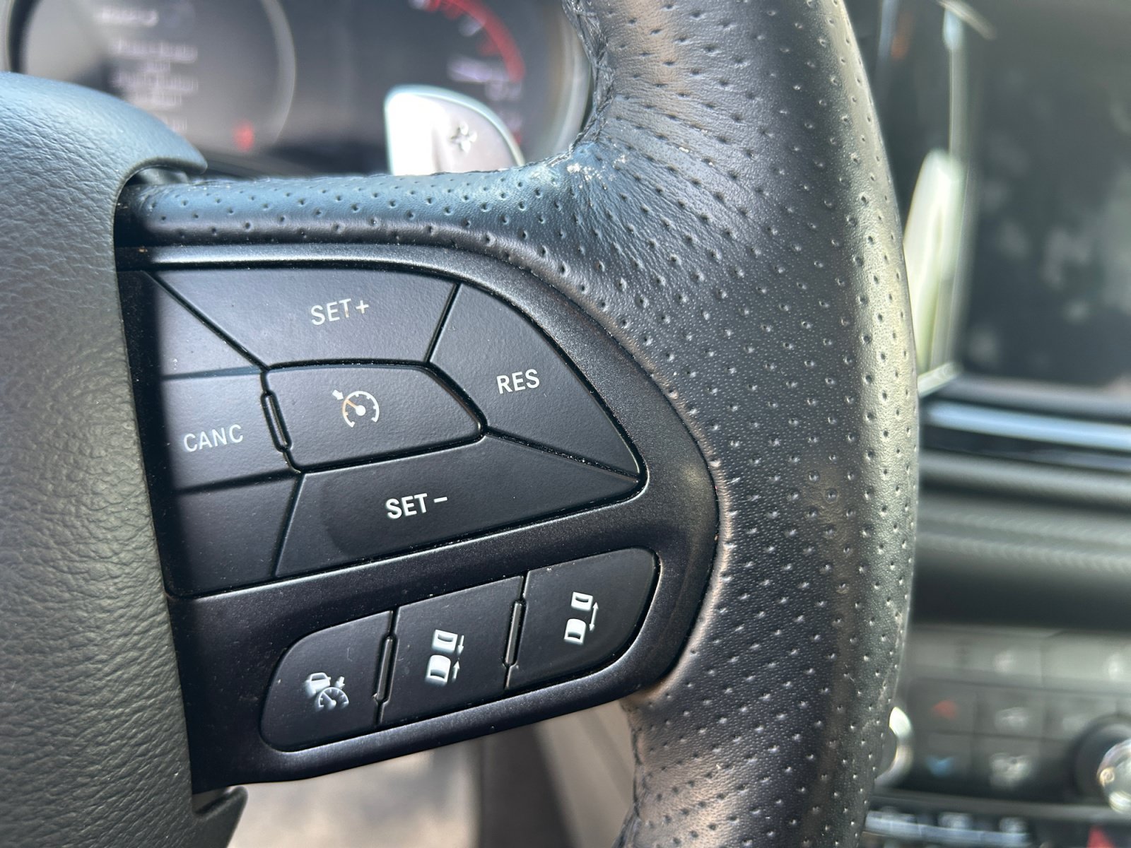 Used 2022 Dodge Durango GT AWD/4WD image 19