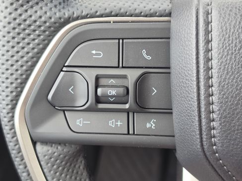 New 2026 Toyota Tundra Limited AWD/4WD image 17