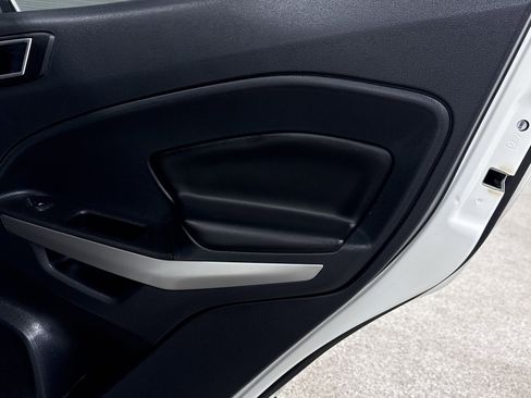 Used 2020 Ford EcoSport Titanium image 20