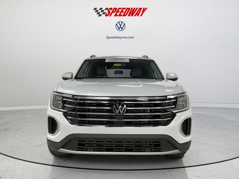 New 2026 Volkswagen Atlas SE image 2