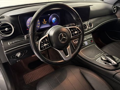 Used 2019 Mercedes-Benz E 300 image 4