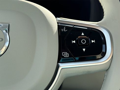 New 2026 Volvo XC60 B5 Ultra w/ Protection Package Premier AWD/4WD image 23