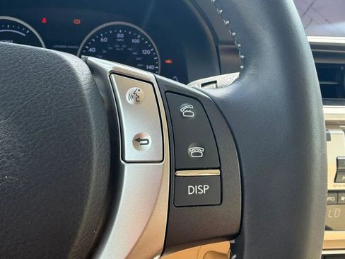 Used 2013 Lexus ES 300h w/ Luxury Pkg FWD image 17