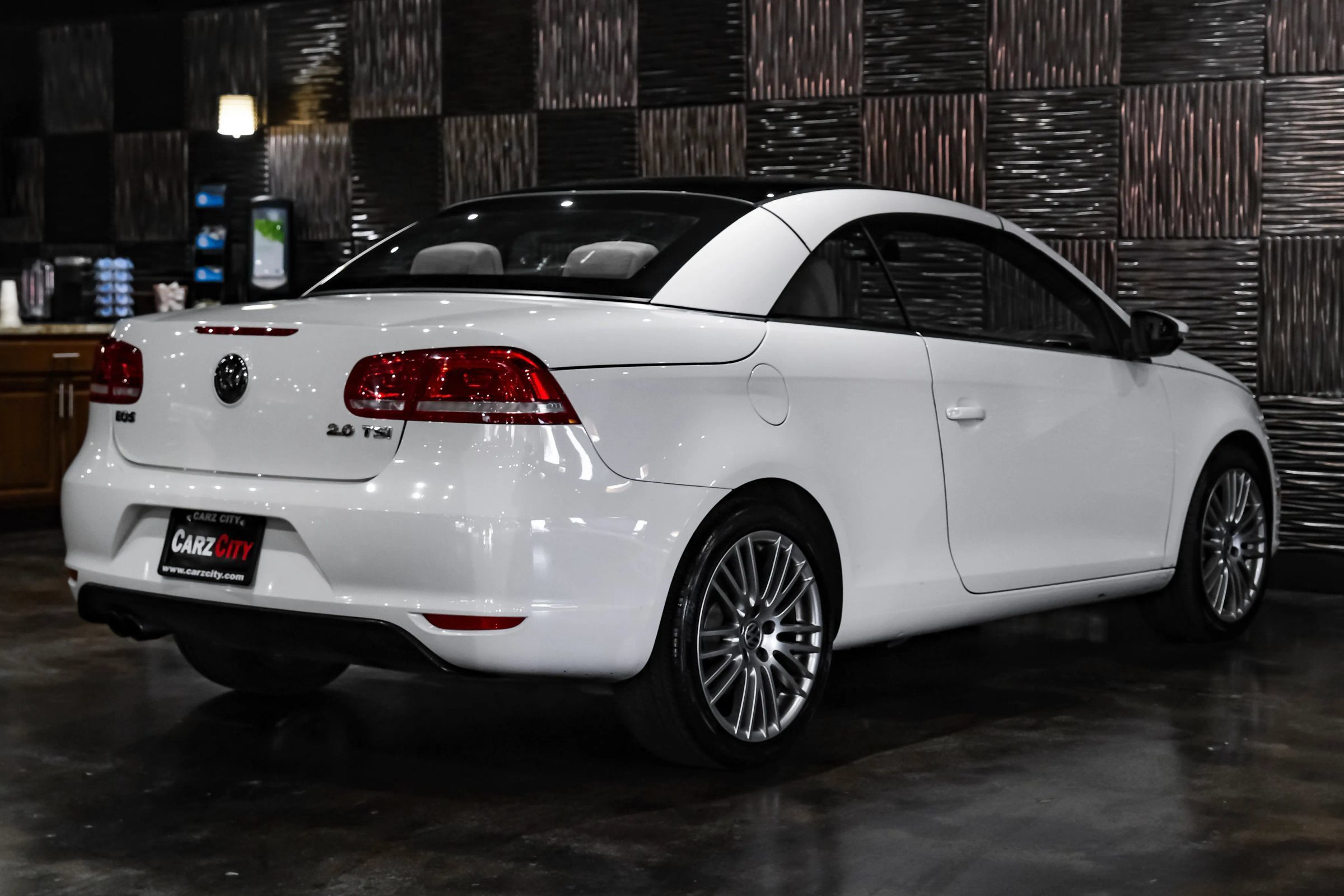 Used 2012 Volkswagen Eos Komfort FWD image 10