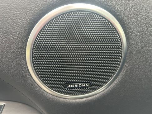 Used 2018 Land Rover Range Rover Sport SE image 35