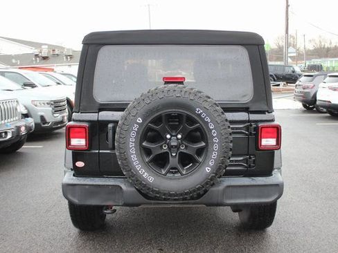 Used 2021 Jeep Wrangler Sport image 24