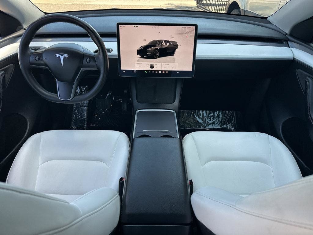 Used 2023 Tesla Model Y Long Range AWD/4WD image 4