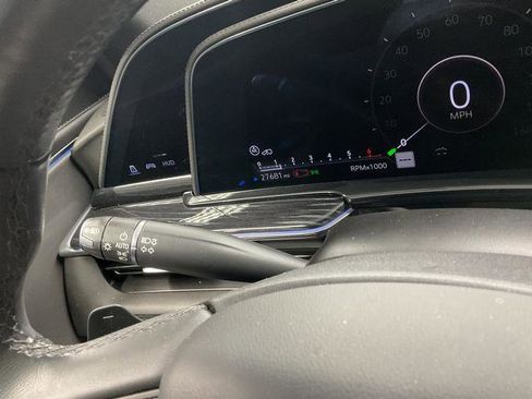 Used 2022 Cadillac Escalade Sport w/ Touring Package image 20