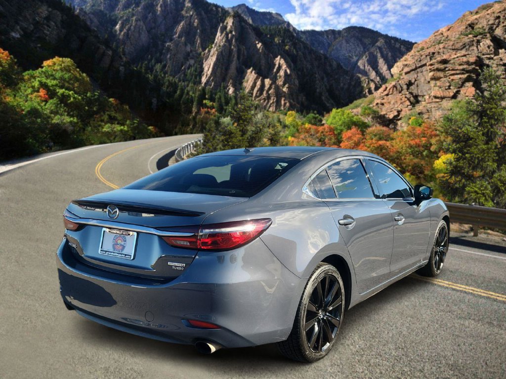 Used 2021 MAZDA MAZDA6 Carbon Edition FWD image 3