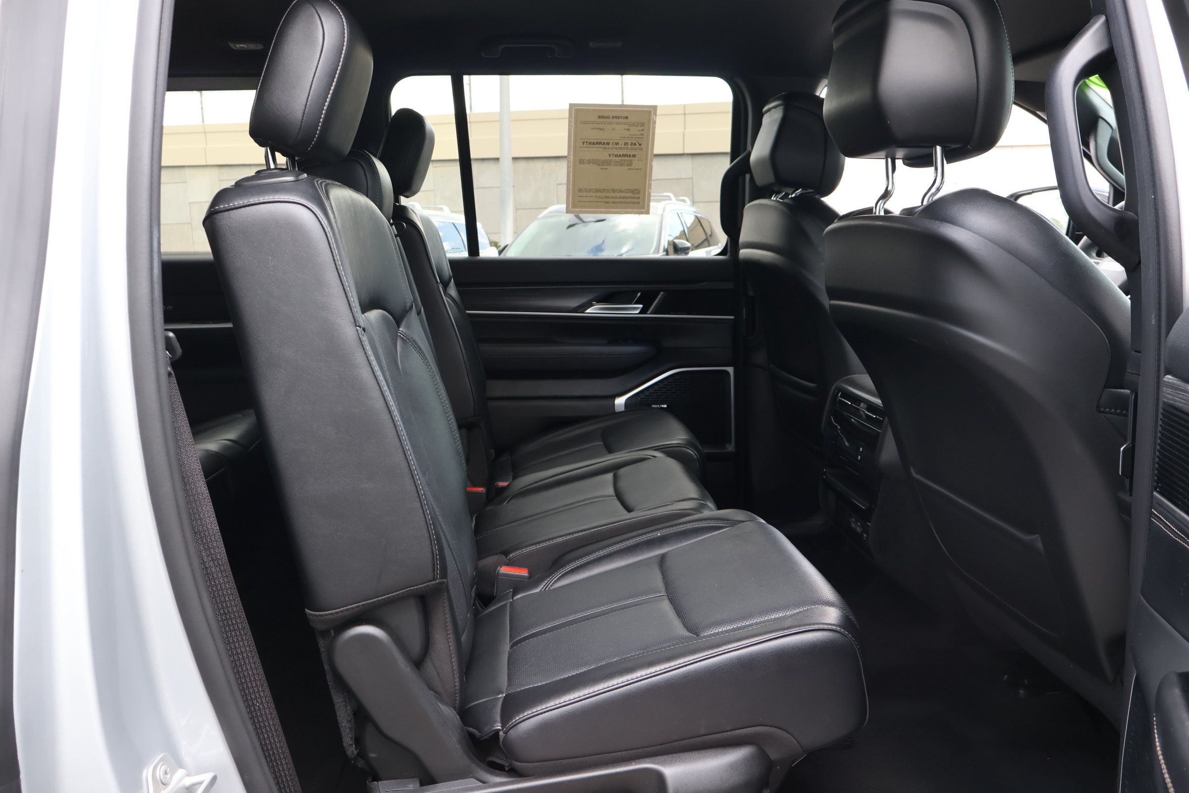 Used 2024 Jeep Wagoneer Series II w/ Flexible Seating Group RWD image 21