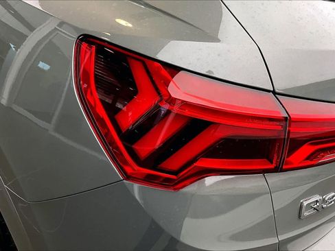 Used 2023 Audi Q3 2.0T Premium w/ Convenience Package image 27