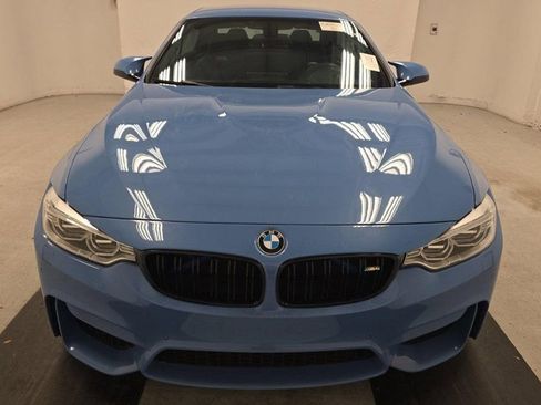 Used 2016 BMW M4 Convertible image 2