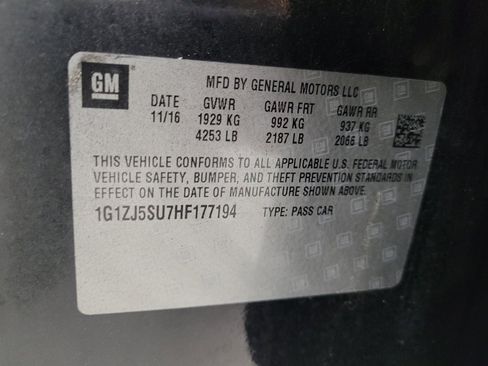 Used 2017 Chevrolet Malibu Hybrid FWD image 33