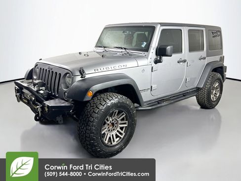 Used 2016 Jeep Wrangler Unlimited Rubicon w/ Connectivity Group image 5