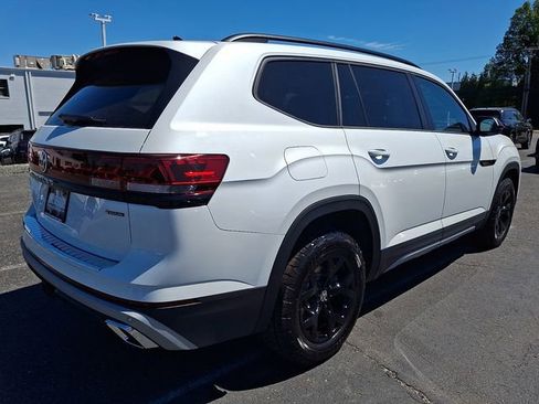 New 2026 Volkswagen Atlas Peak Edition AWD/4WD image 4