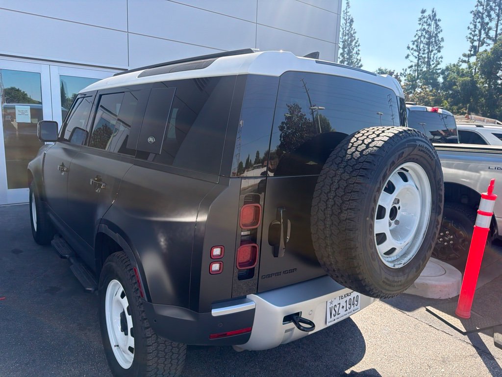 Used 2024 Land Rover Defender 110 S AWD/4WD image 4
