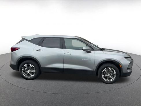Used 2025 Chevrolet Blazer LT image 15