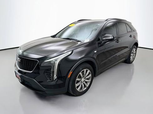 Used 2020 Cadillac XT4 Sport w/ Driver Awareness Package FWD image 3