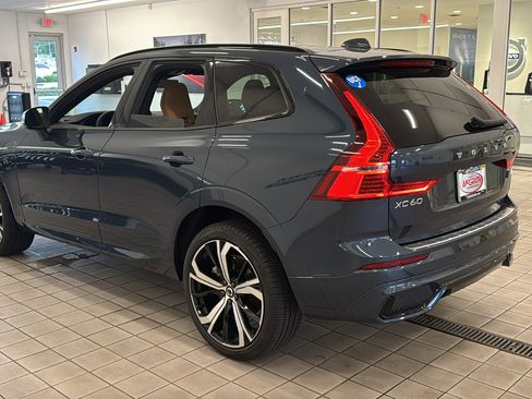 Used 2024 Volvo XC60 T8 Ultimate w/ Protection Package Premier AWD/4WD image 7