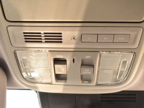 Used 2017 Honda CR-V EX-L image 34