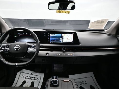 Used 2023 Nissan Ariya FWD image 13