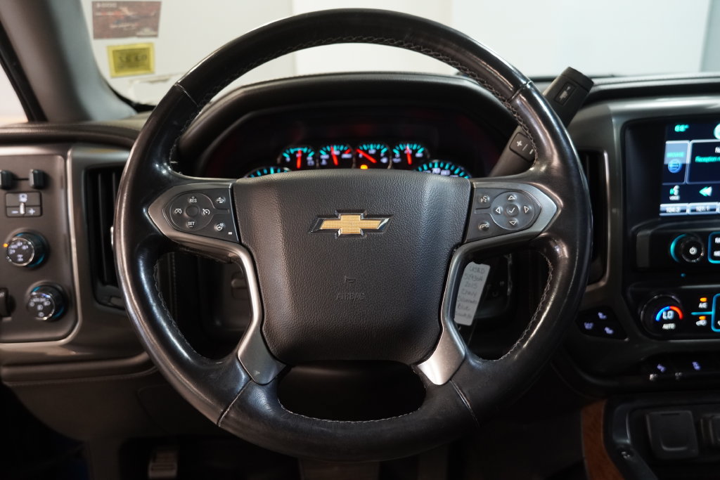 Used 2015 Chevrolet Silverado 1500 LTZ w/ LTZ Plus Package AWD/4WD image 16