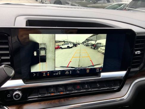 Used 2025 GMC Sierra 2500 SLT w/ SLT Premium Package image 24