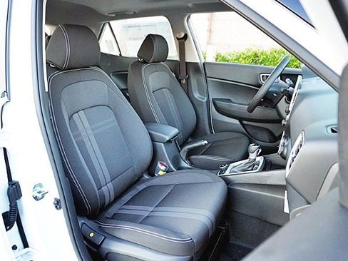 New 2026 Hyundai Venue SEL image 15