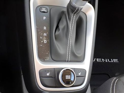 New 2026 Hyundai Venue SEL image 18