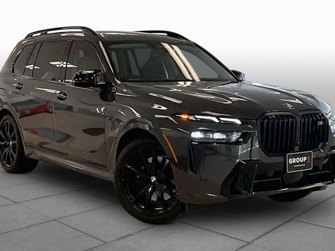 Used 2026 BMW X7 M60i AWD/4WD image 2
