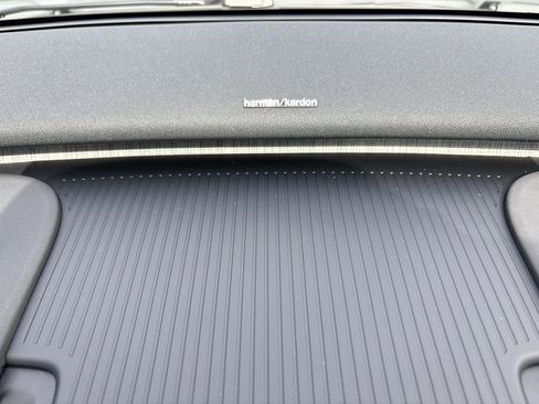 New 2026 Volvo EX30 Ultra image 10